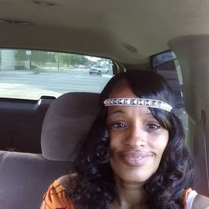 Meet your Posher, Amelia